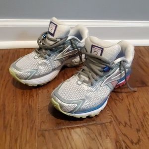 Brooks Ravenna VI